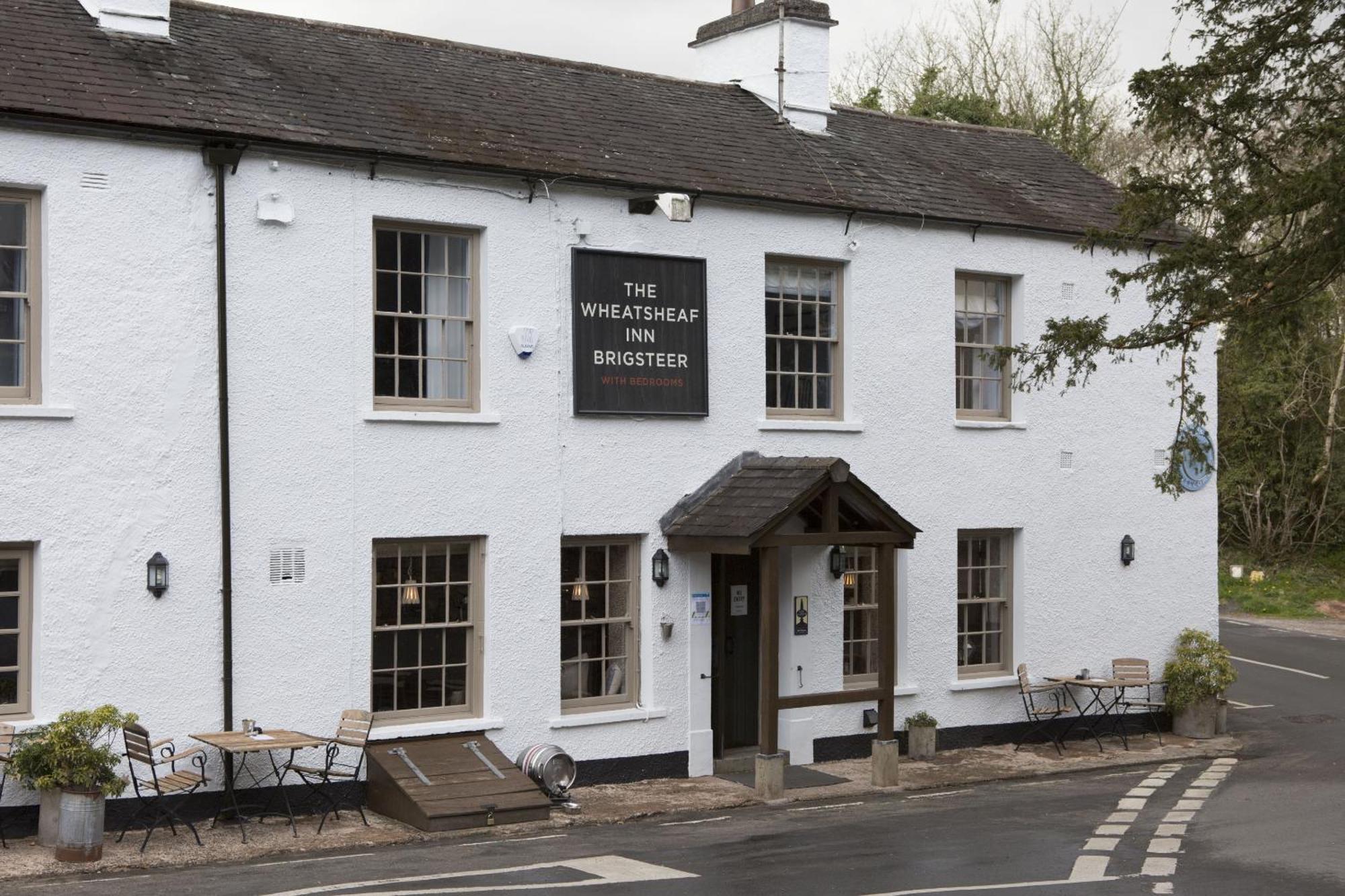 The Wheatsheaf Inn เคนดัล ภายนอก รูปภาพ